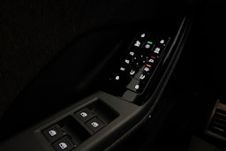met. valkoinen Audi Q6 e-tron 2025 kuva 29.