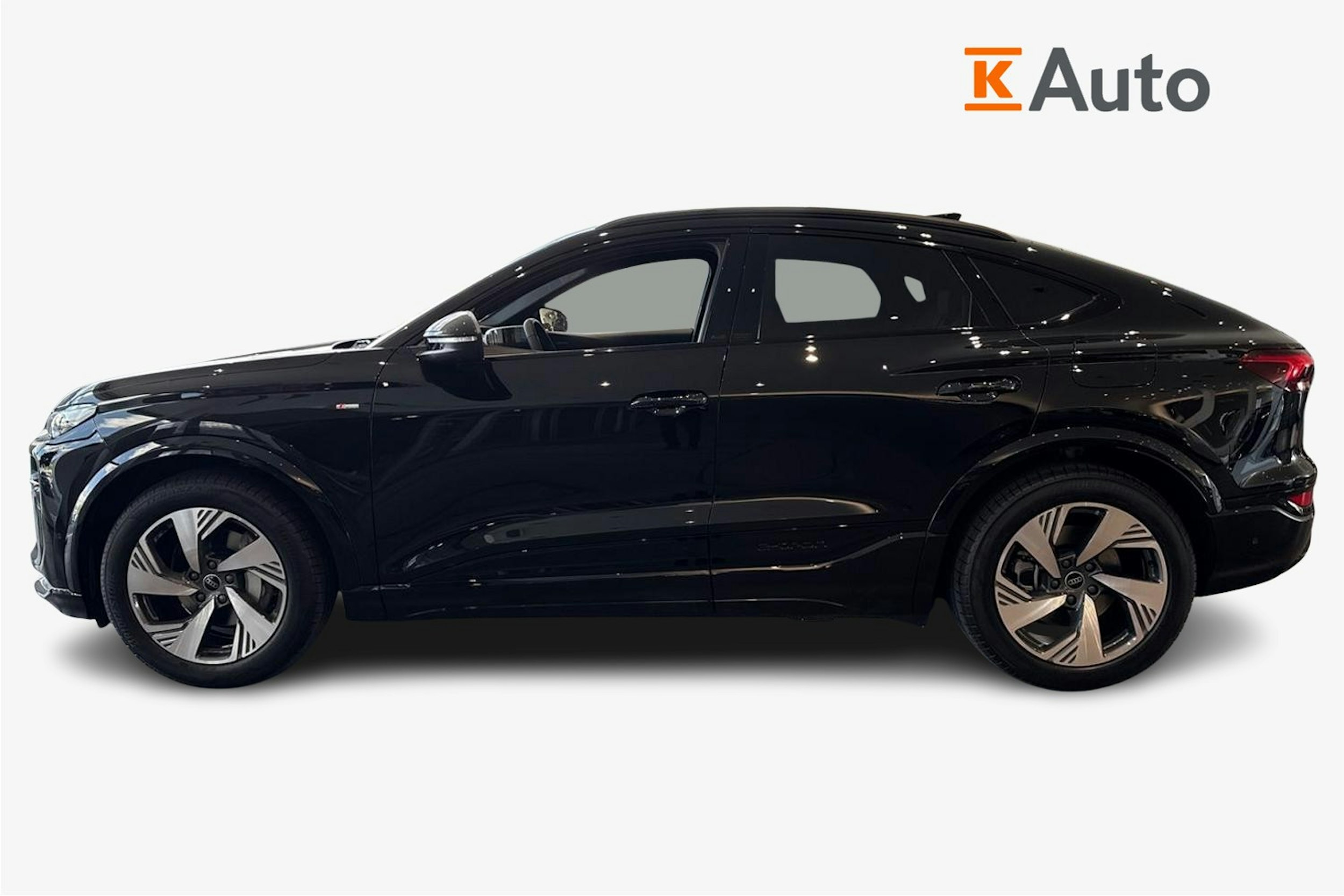 musta Audi Q6 e-tron 2025 kuva 5.