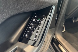 musta Audi Q6 e-tron 2025 kuva 14.