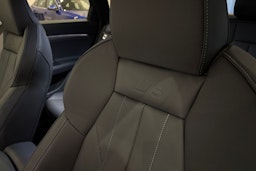 Harmaa Audi Q6 e-tron 2025 kuva 23.