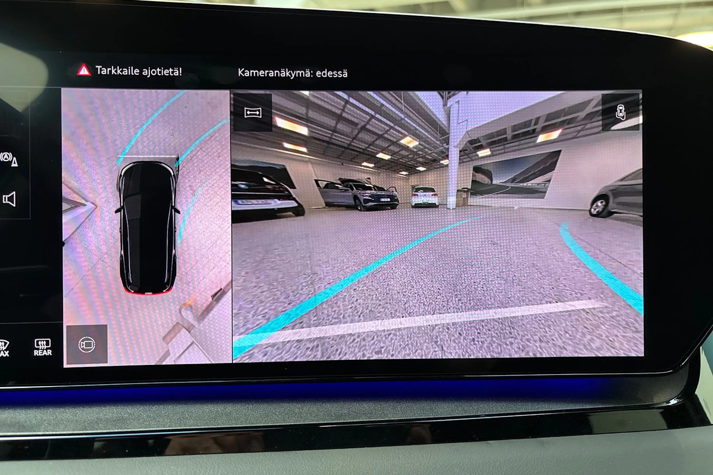 Harmaa Audi Q6 e-tron 2025 kuva 26.