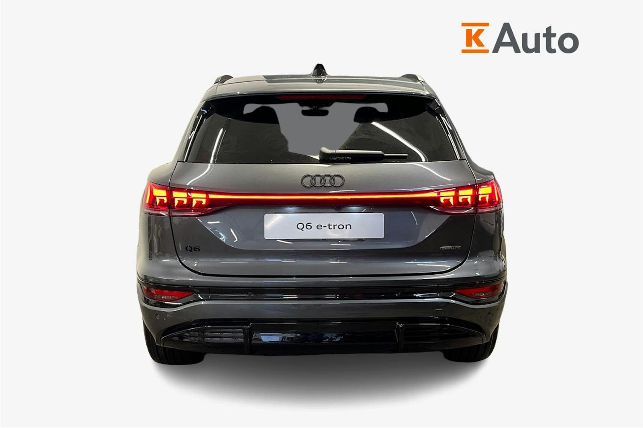 daytonan harmaa Audi Q6 e-tron 2025 kuva 19.