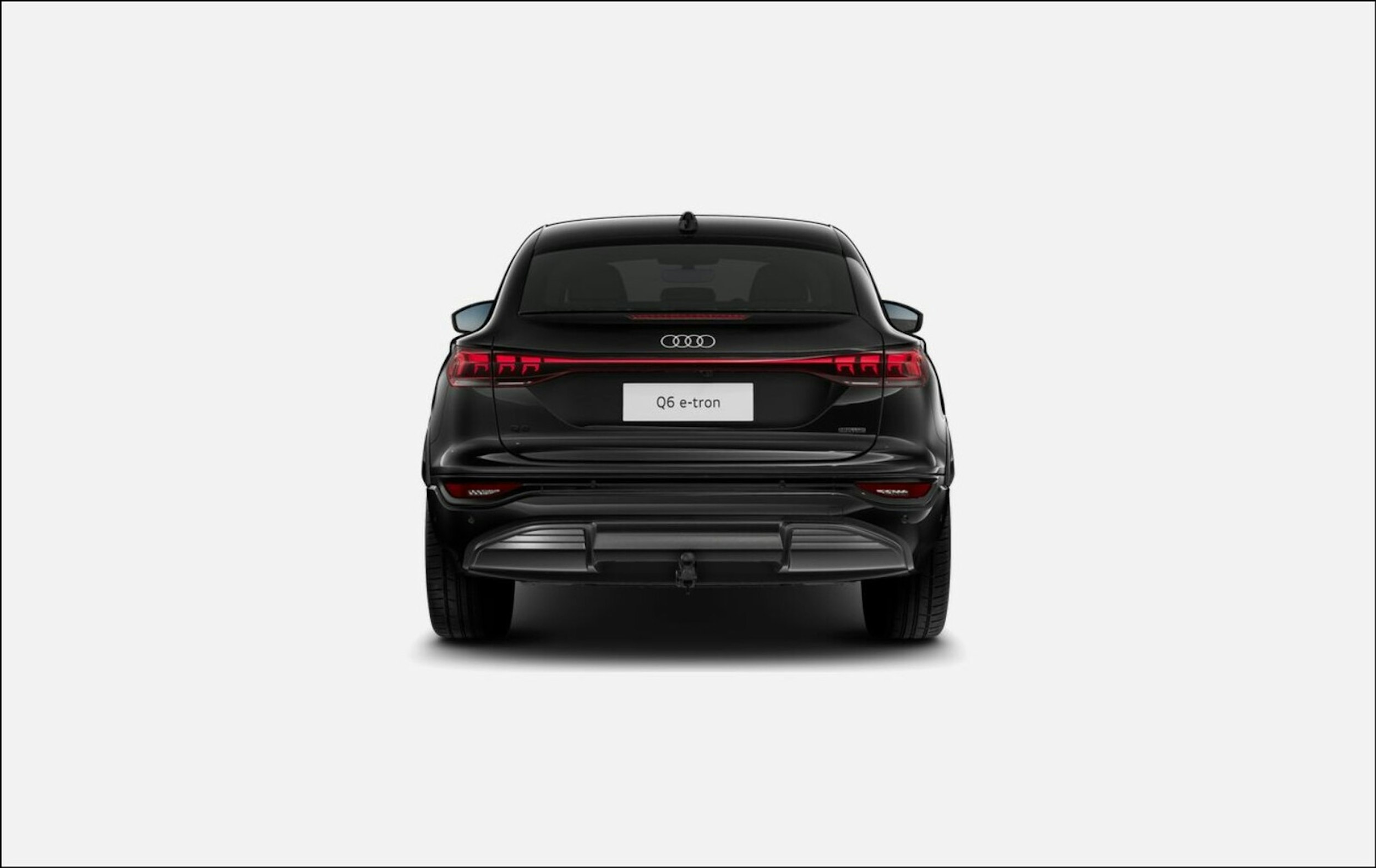 met. musta Audi Q6 e-tron 2025 kuva 5.