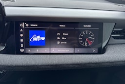 met. musta Audi Q6 e-tron 2025 kuva 12.