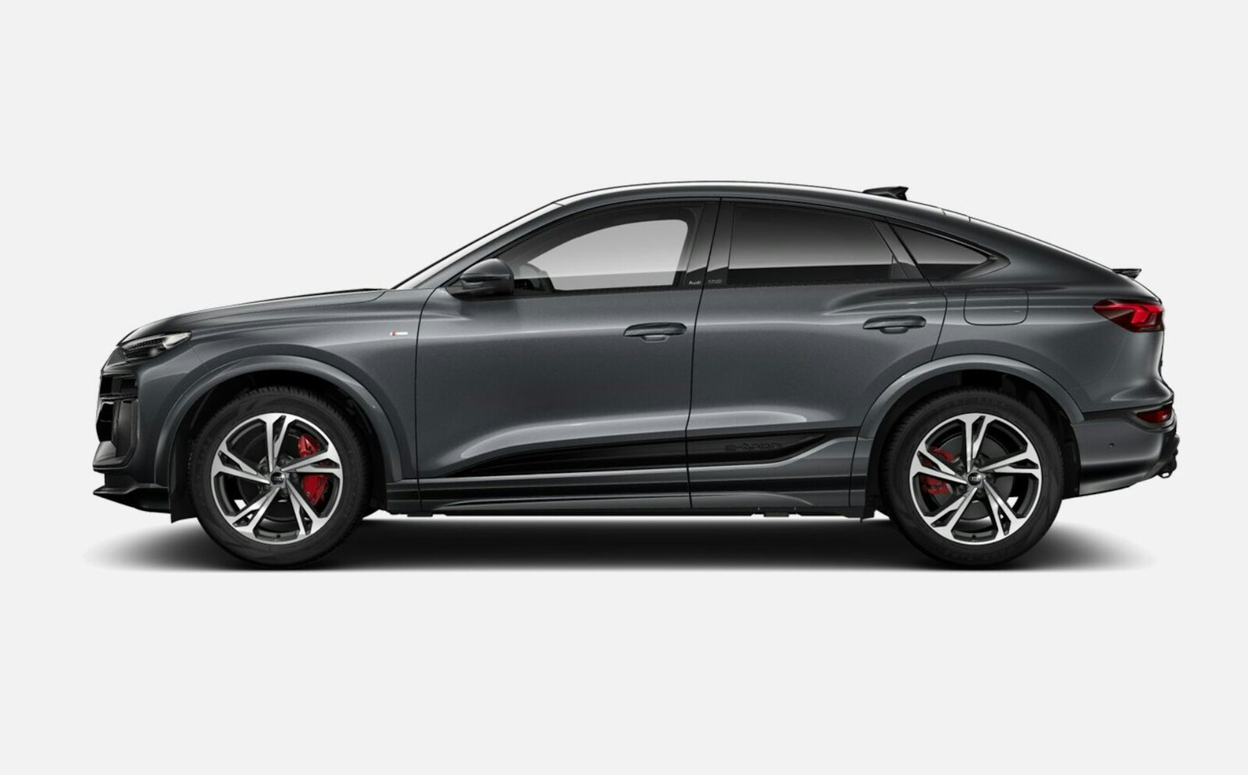 met. harmaa Audi Q6 e-tron 2025 kuva 2.