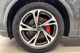 met. harmaa Audi Q6 e-tron 2025 kuva 10.