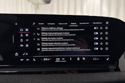 met. harmaa Audi Q6 e-tron 2025 kuva 27.