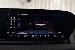 met. harmaa Audi Q6 e-tron 2025 kuva 30.