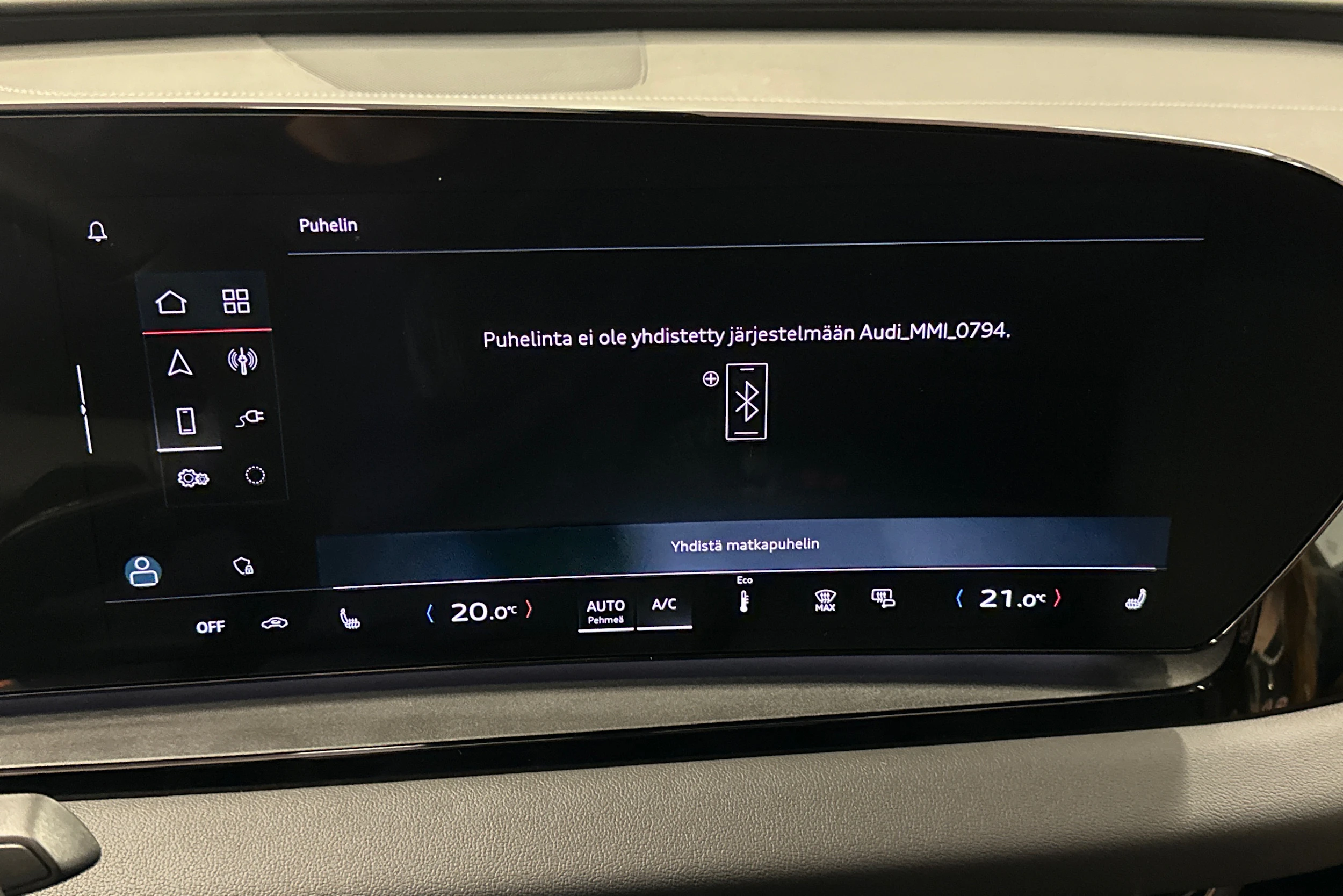 punainen Audi Q6 e-tron 2025 kuva 18.