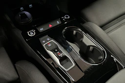punainen Audi Q6 e-tron 2025 kuva 28.