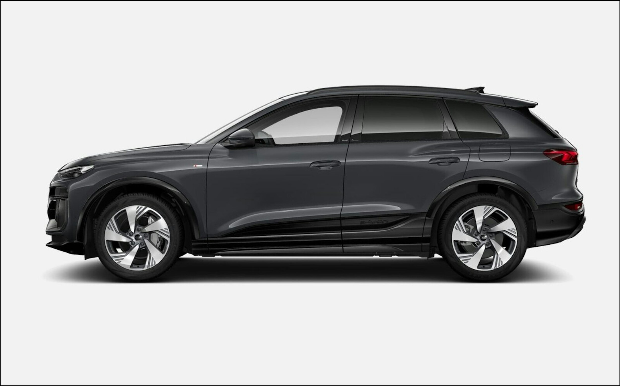 harmaa Audi Q6 e-tron 2025 kuva 2.