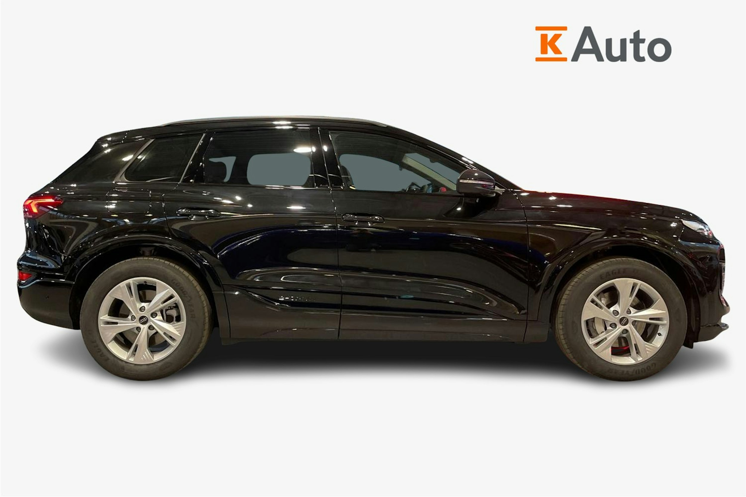 musta Audi Q6 e-tron 2025 kuva 5.