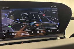 harmaa Audi Q6 e-tron 2025 kuva 15.