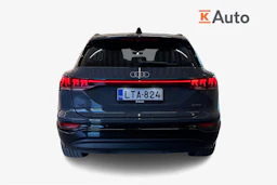 Harmaa Audi Q6 e-tron 2025 kuva 3.
