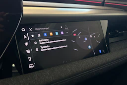 Harmaa Audi Q6 e-tron 2025 kuva 20.