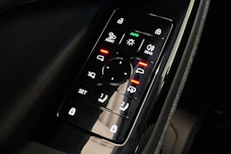 Harmaa Audi Q6 e-tron 2025 kuva 25.