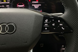 met. musta Audi Q6 e-tron 2025 kuva 17.