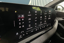 met. musta Audi Q6 e-tron 2025 kuva 21.