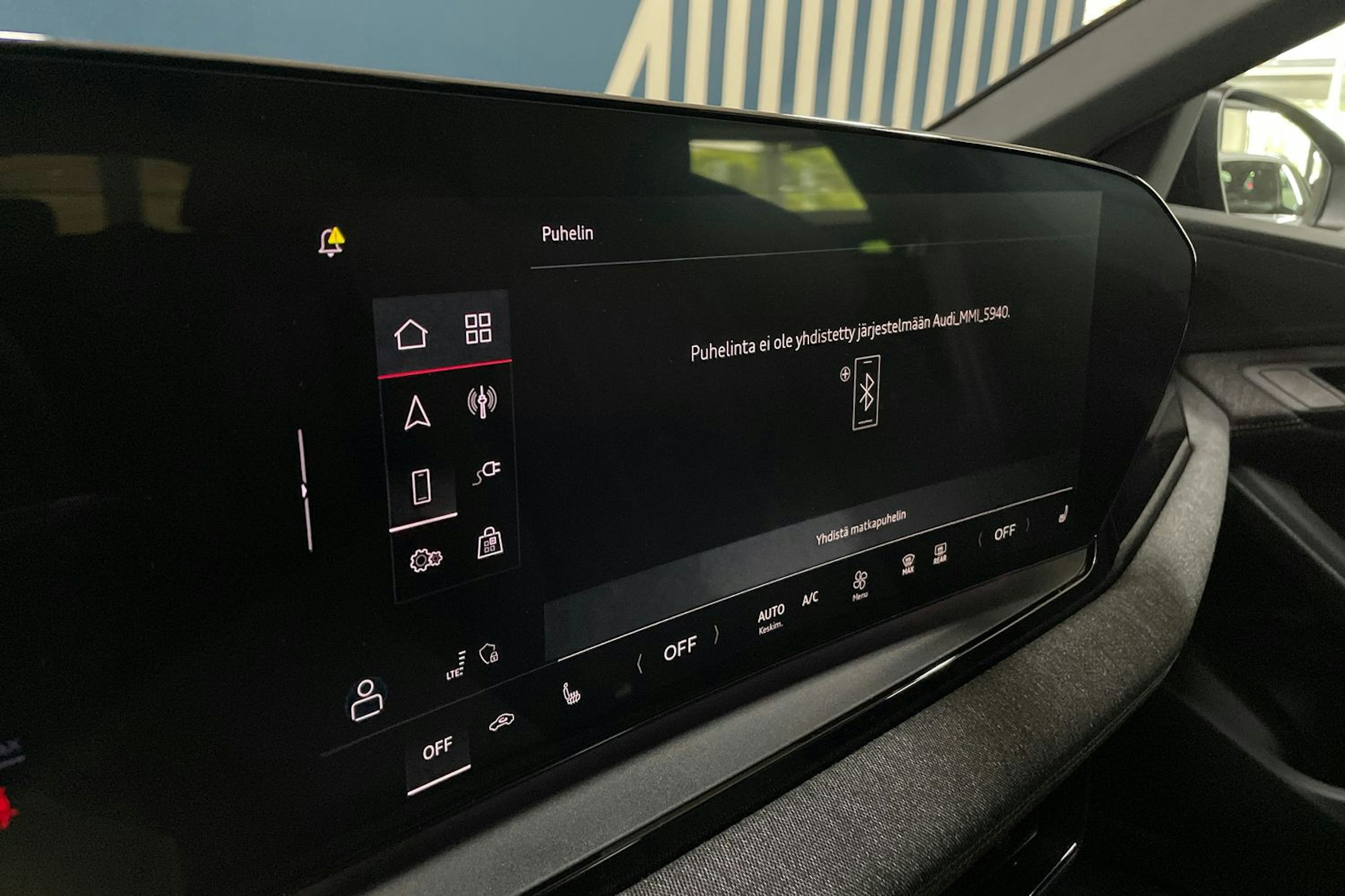 met. musta Audi Q6 e-tron 2025 kuva 24.