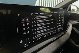 met. musta Audi Q6 e-tron 2025 kuva 27.