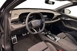 met. musta Audi Q6 e-tron 2025 kuva 6.