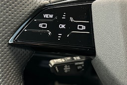 met. musta Audi Q6 e-tron 2025 kuva 21.