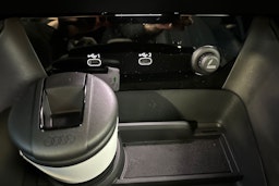 met. musta Audi Q6 e-tron 2025 kuva 27.