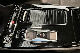 met. musta Audi Q6 e-tron 2025 kuva 28.