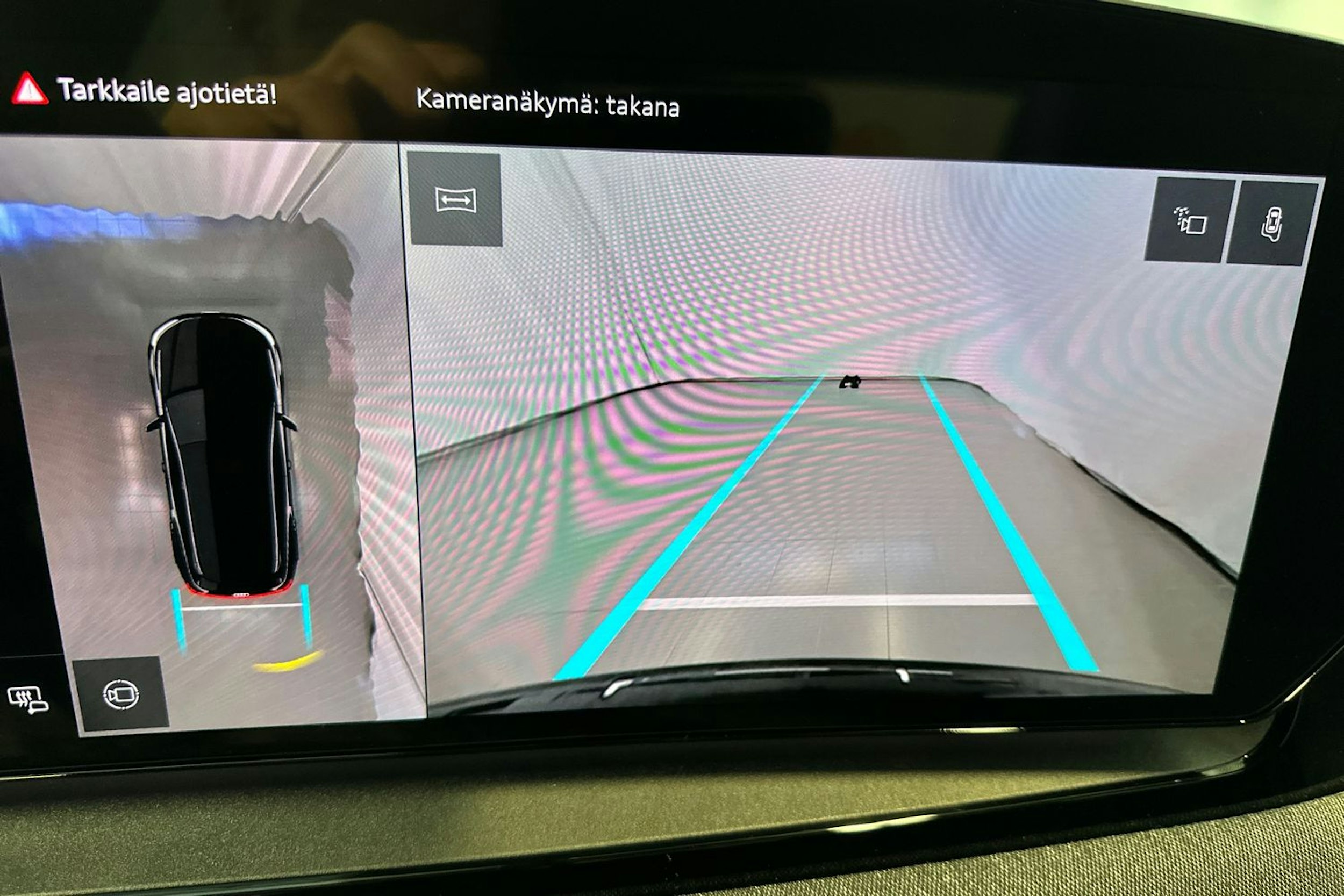 met. musta Audi Q6 e-tron 2025 kuva 31.