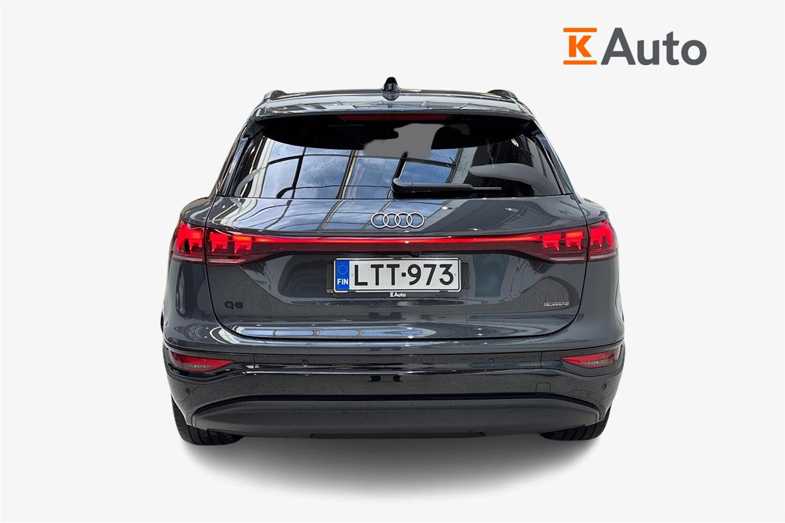 harmaa Audi Q6 e-tron 2025 kuva 3.