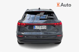 harmaa Audi Q6 e-tron 2025 kuva 3.