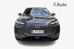 harmaa Audi Q6 e-tron 2025 kuva 4.