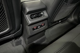 harmaa Audi Q6 e-tron 2025 kuva 14.