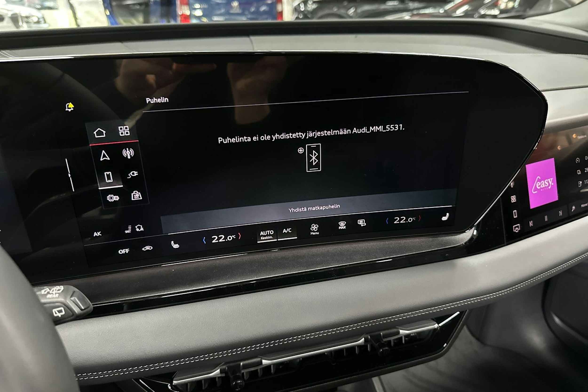 harmaa Audi Q6 e-tron 2025 kuva 18.