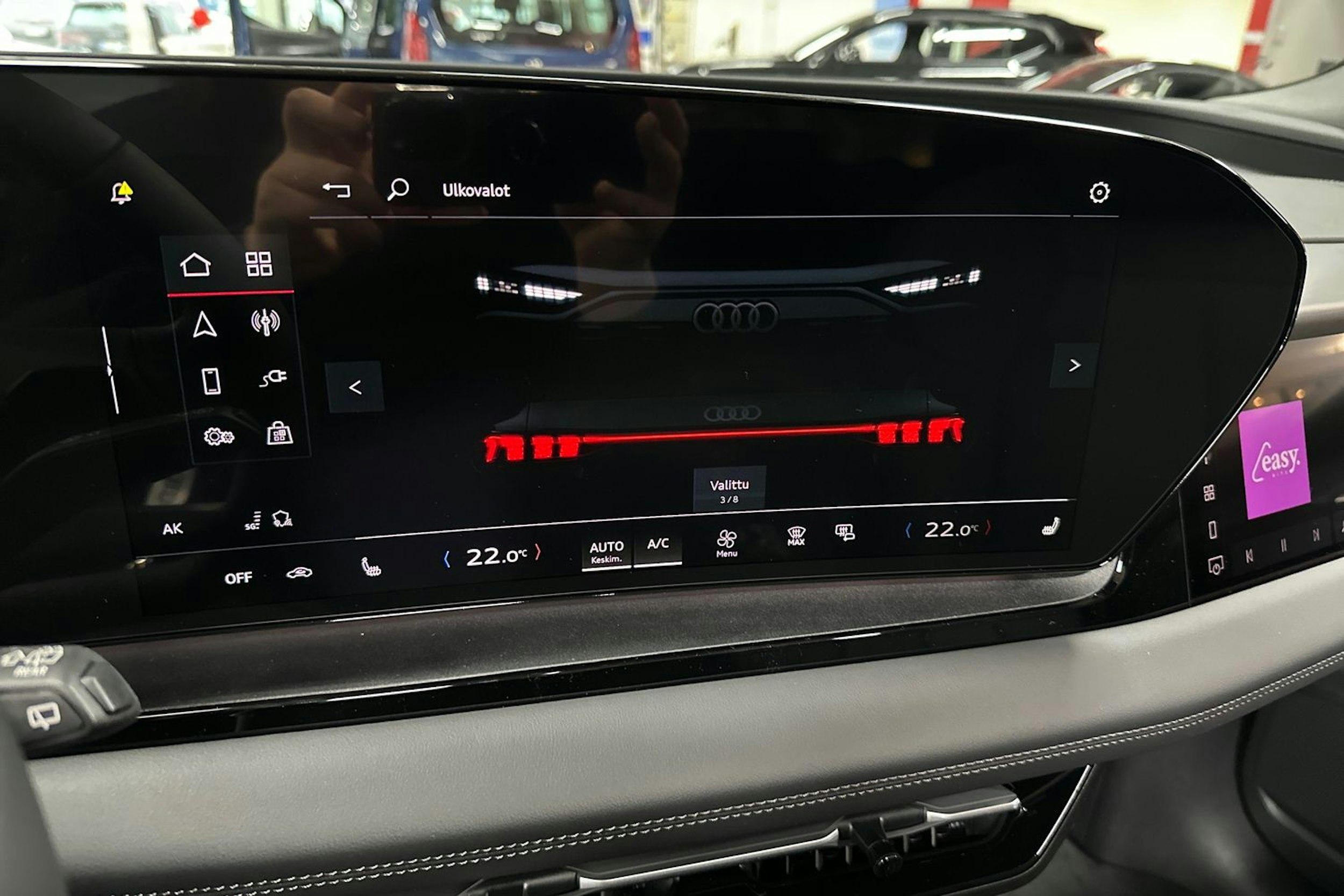 harmaa Audi Q6 e-tron 2025 kuva 22.