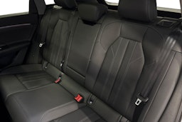 met. valkoinen Audi Q6 e-tron 2025 kuva 8.