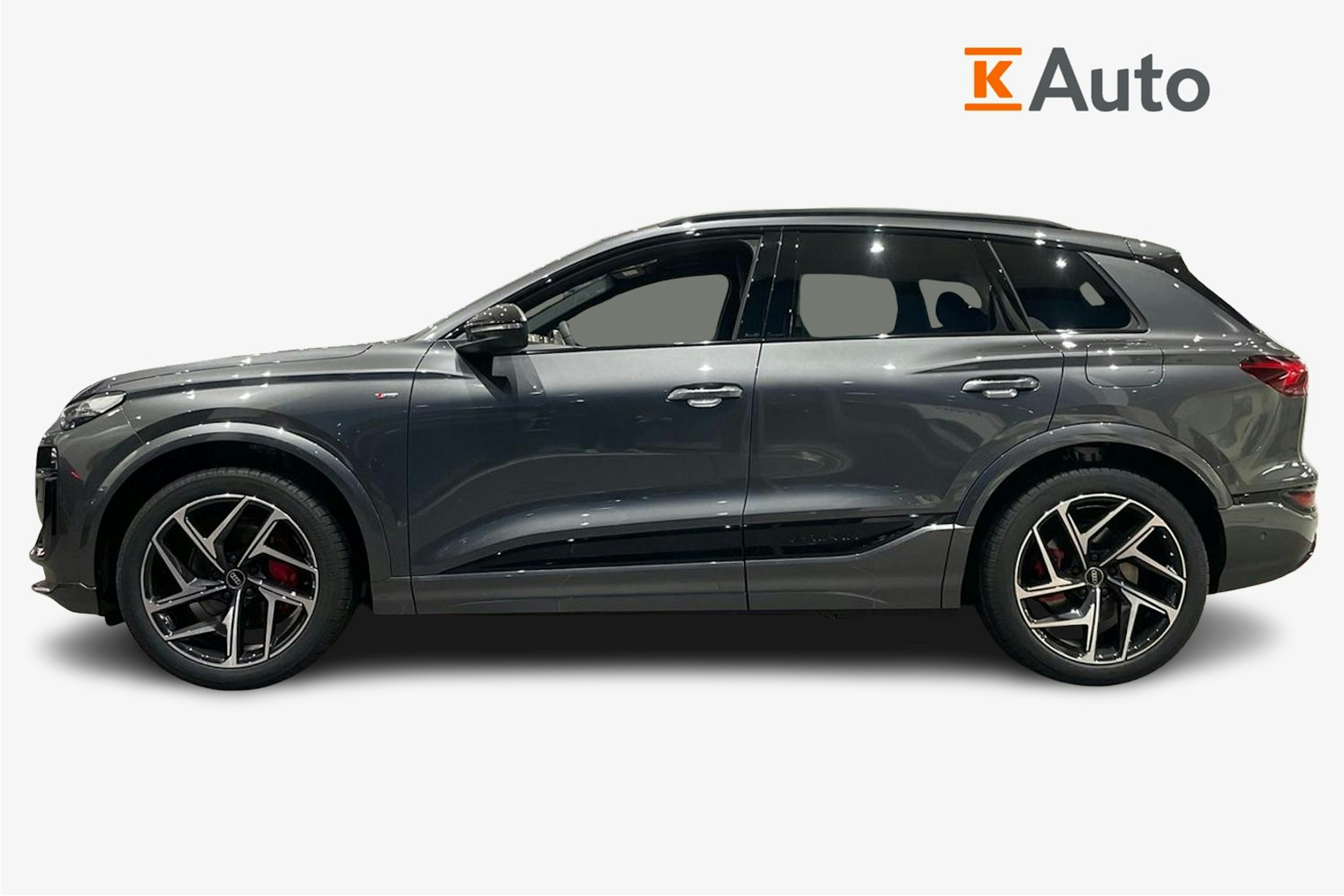 harmaa Audi Q6 e-tron 2025 kuva 5.