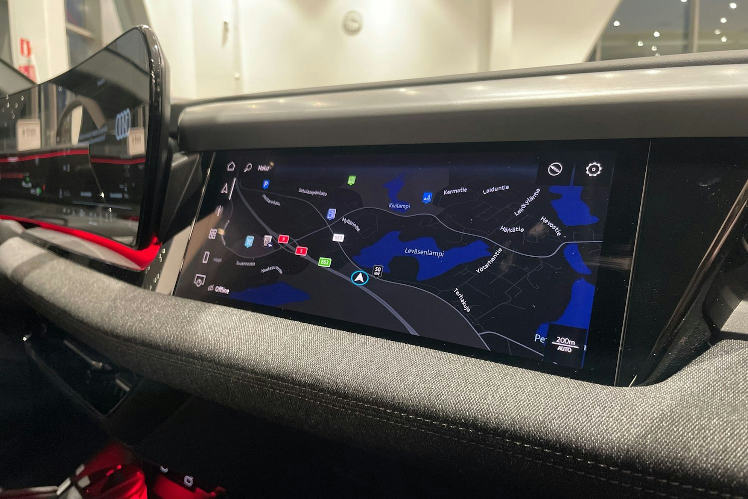 harmaa Audi Q6 e-tron 2025 kuva 24.