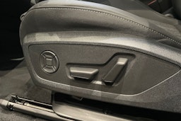 harmaa Audi Q6 e-tron 2025 kuva 25.