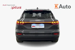 harmaa Audi Q6 e-tron 2025 kuva 3.
