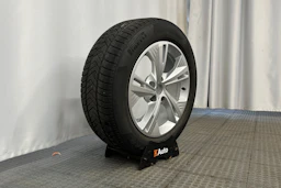 harmaa Audi Q6 e-tron 2025 kuva 10.