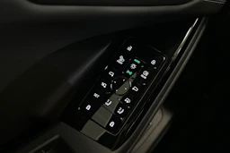 harmaa Audi Q6 e-tron 2025 kuva 14.
