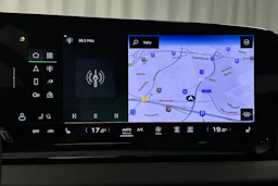 harmaa Audi Q6 e-tron 2025 kuva 16.