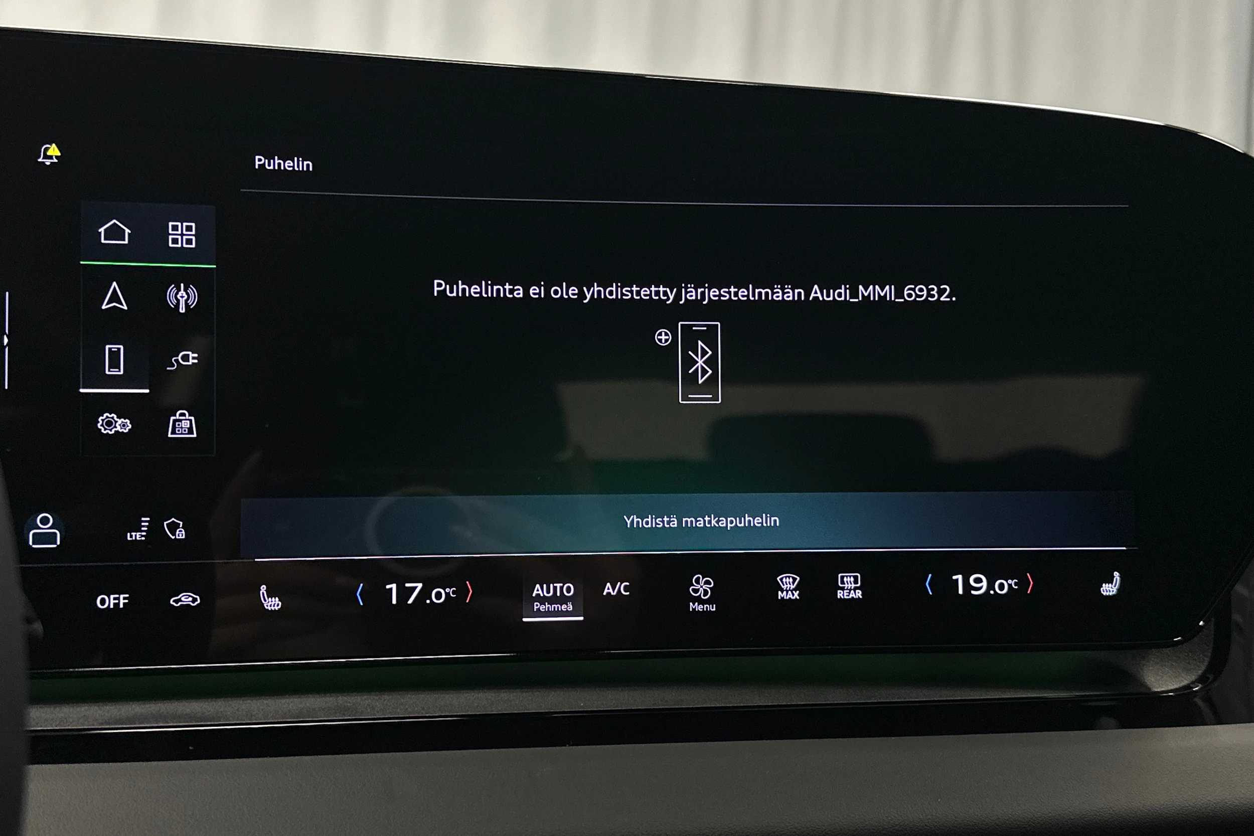 harmaa Audi Q6 e-tron 2025 kuva 20.