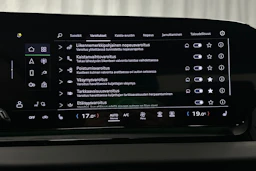 harmaa Audi Q6 e-tron 2025 kuva 24.