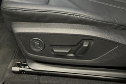 harmaa Audi Q6 e-tron 2025 kuva 35.