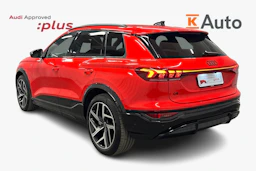 punainen Audi Q6 e-tron 2025 kuva 2.