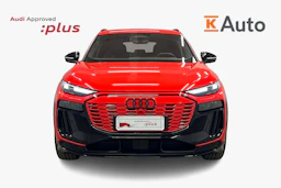 punainen Audi Q6 e-tron 2025 kuva 4.