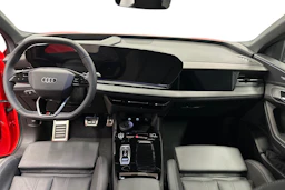 punainen Audi Q6 e-tron 2025 kuva 7.
