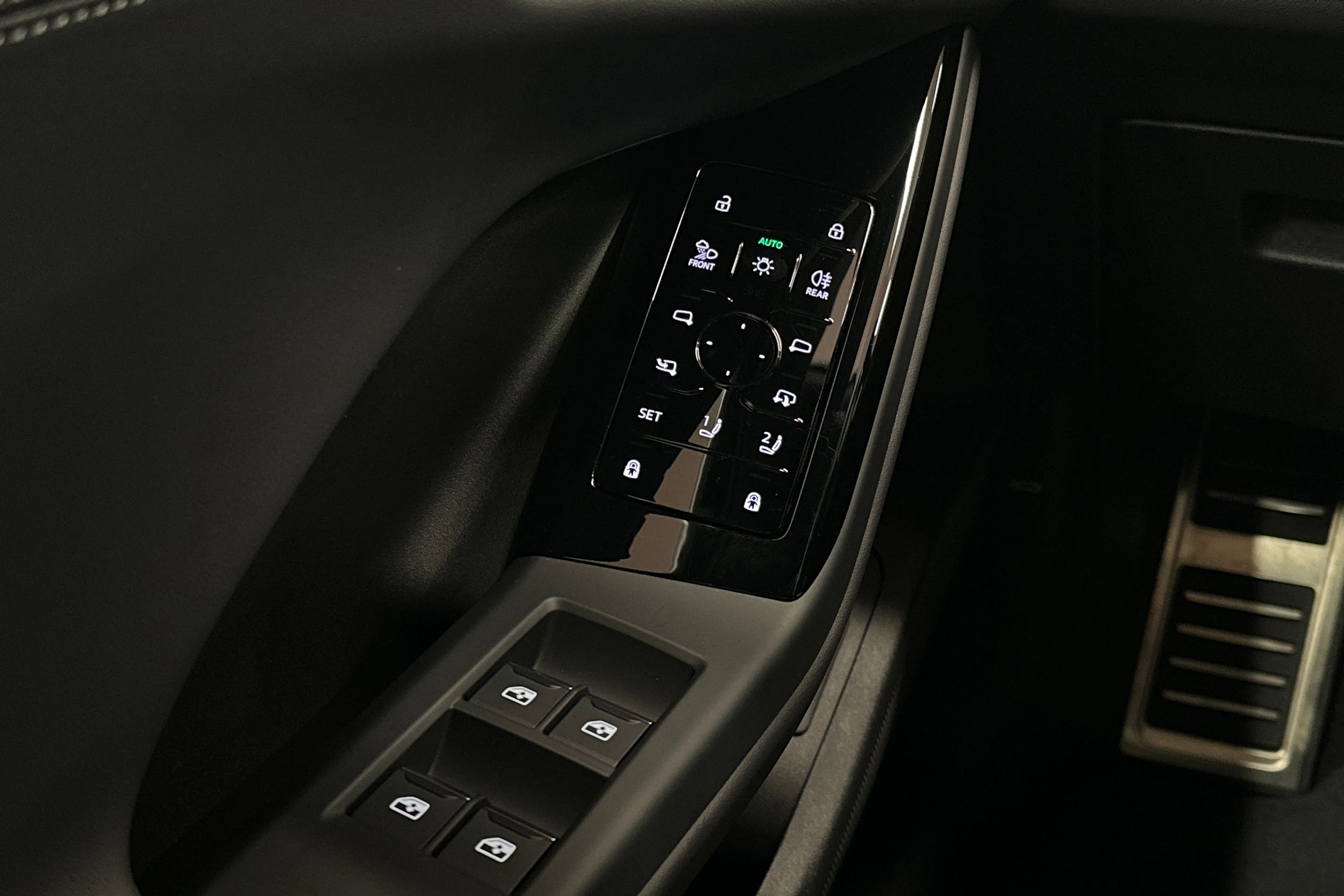 punainen Audi Q6 e-tron 2025 kuva 13.
